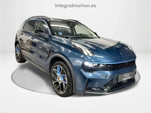 Lynk & Co 01