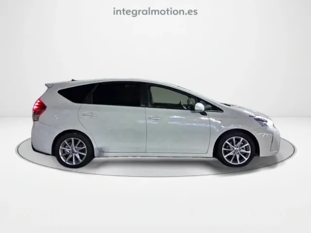 Toyota Prius+