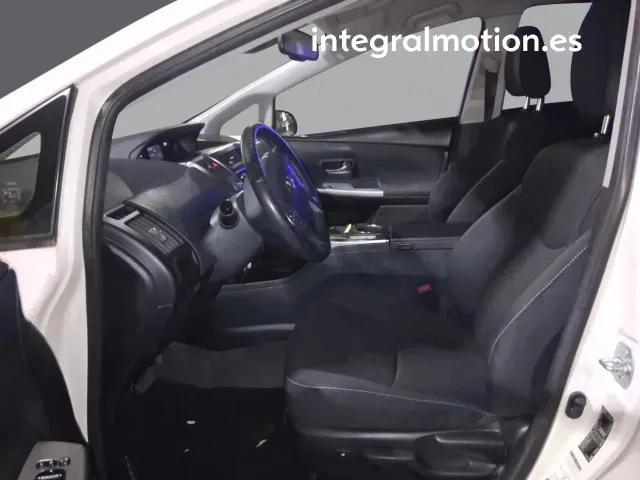 Toyota Prius+