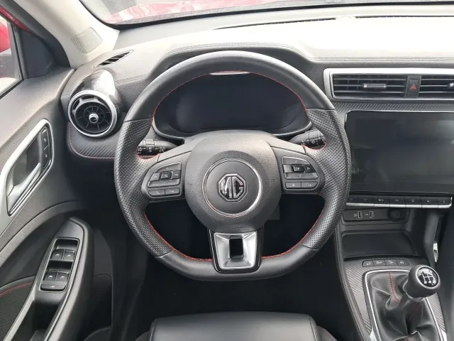 MG ZS