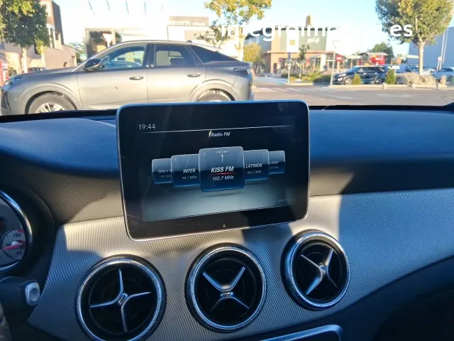 Mercedes CLA