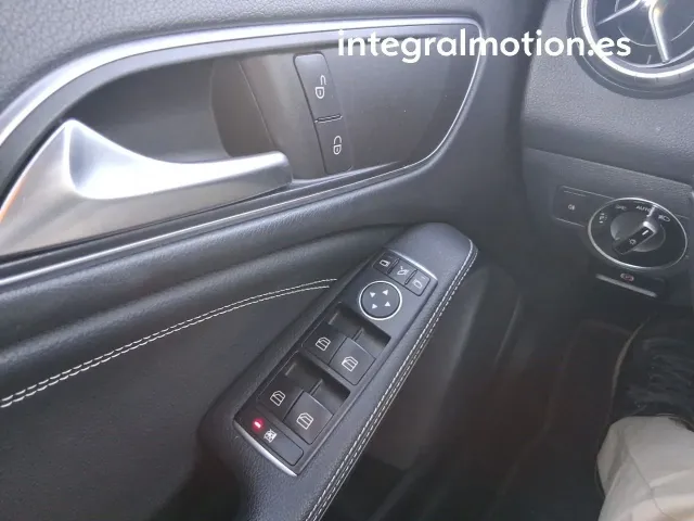 Mercedes CLA