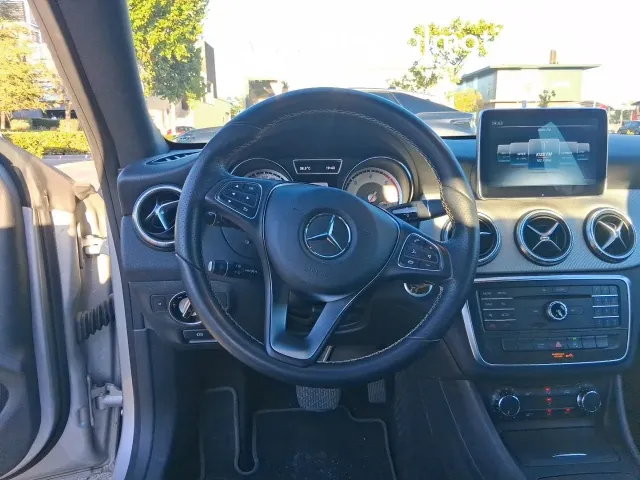 Mercedes CLA