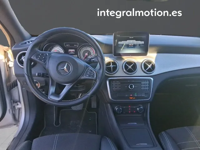 Mercedes CLA