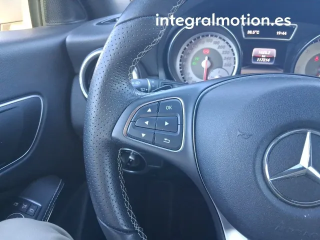 Mercedes CLA