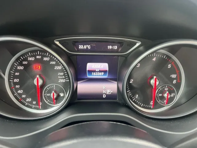 Mercedes CLA
