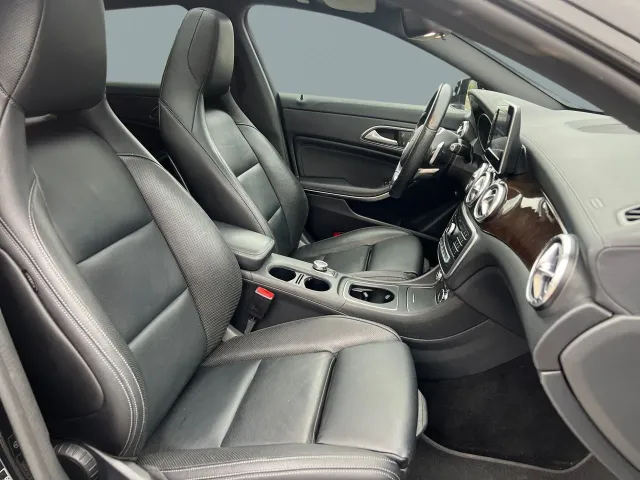 Mercedes CLA