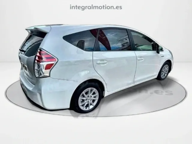 Toyota Prius+