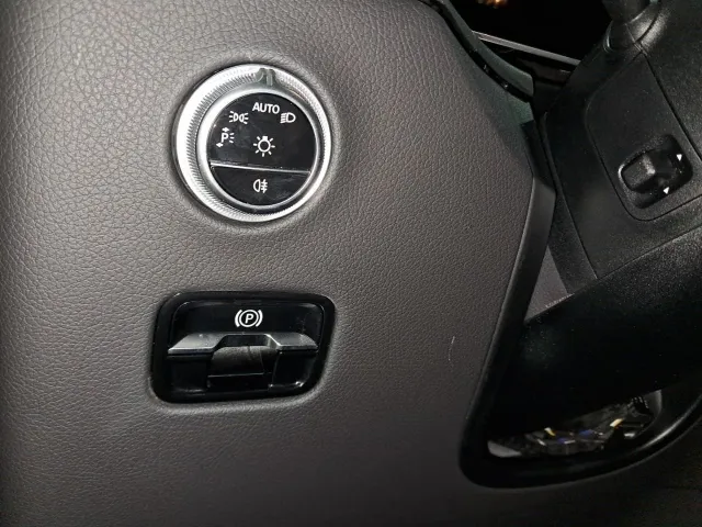Mercedes GLC
