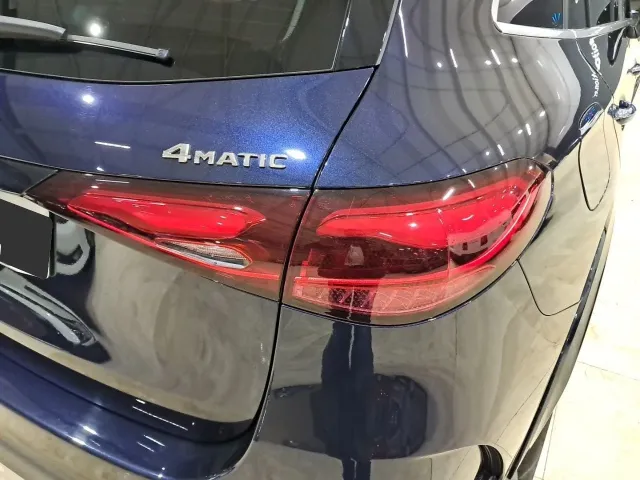Mercedes GLC