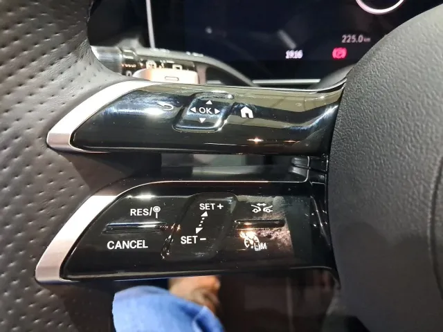 Mercedes GLC