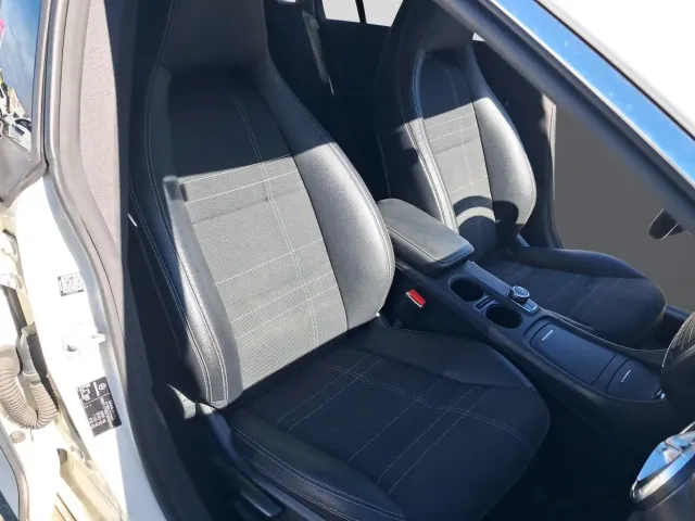 Mercedes CLA