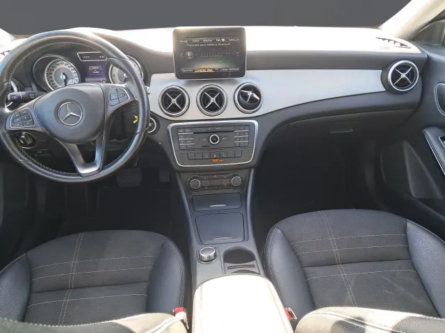 Mercedes CLA
