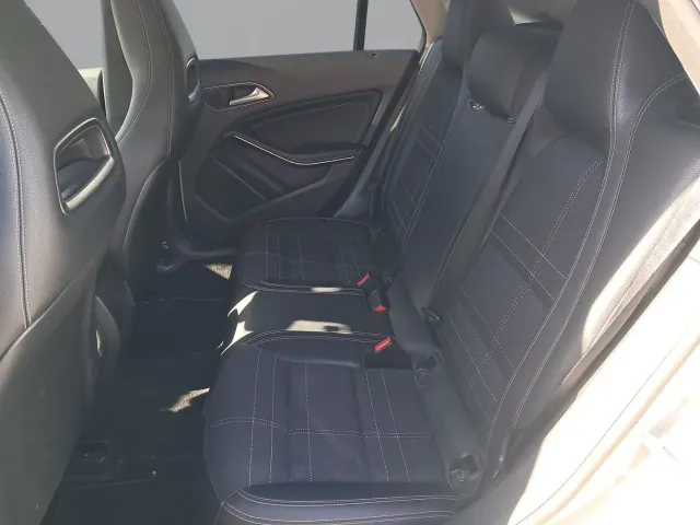 Mercedes CLA