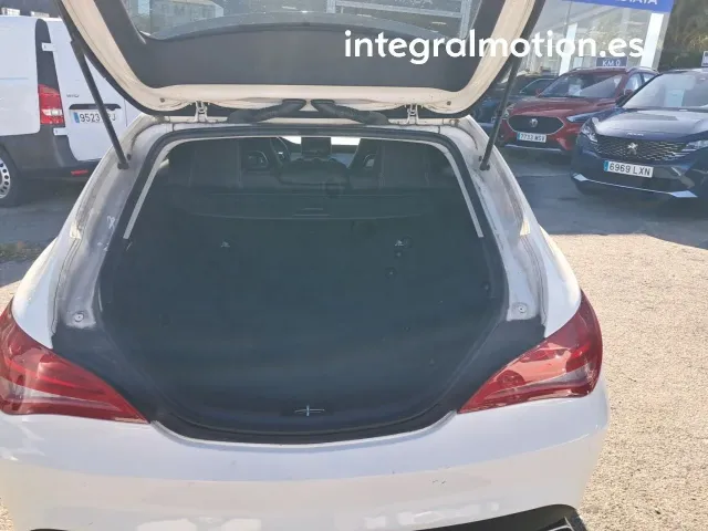 Mercedes CLA