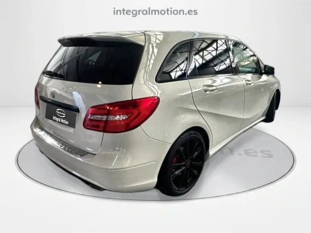 Mercedes Clase B