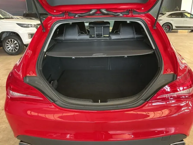 Mercedes CLA