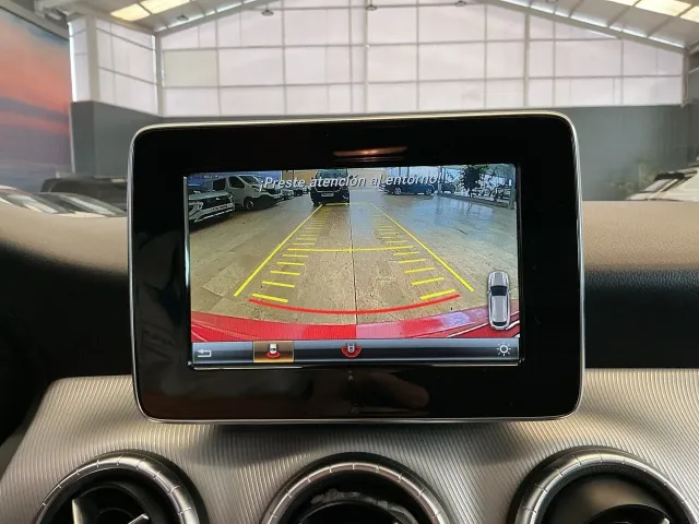 Mercedes CLA