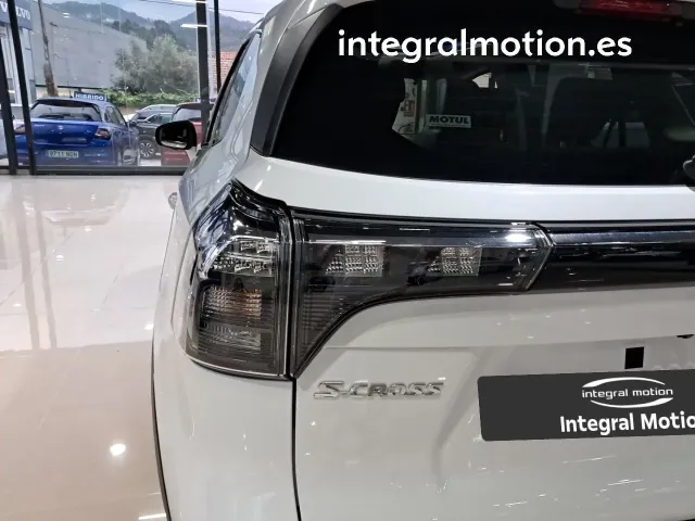 Suzuki S-Cross