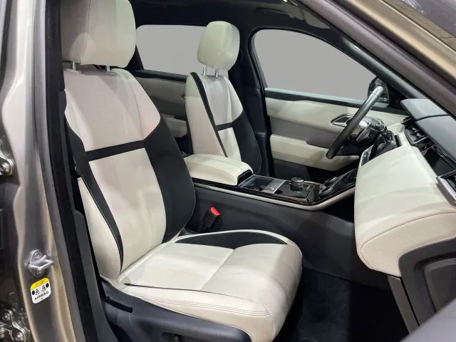Land-Rover Range Rover Velar