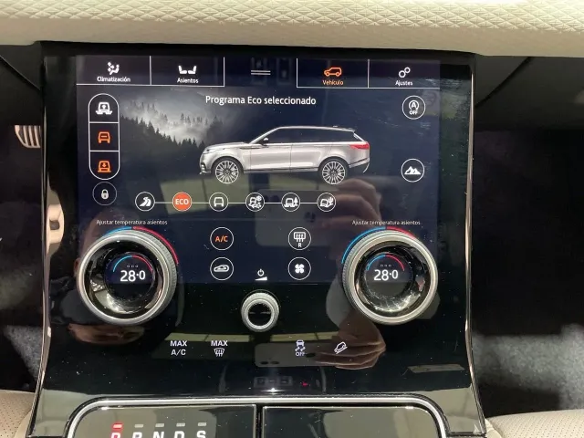Land-Rover Range Rover Velar