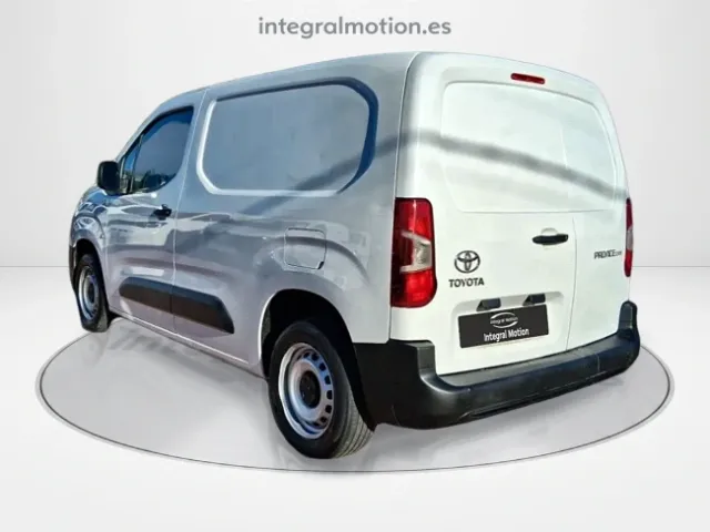 Toyota Proace City