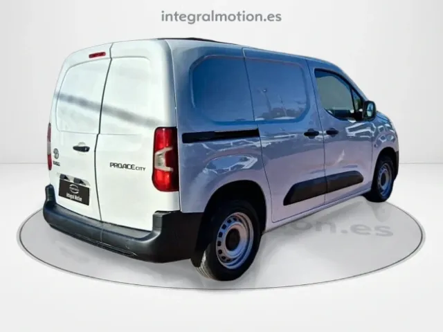 Toyota Proace City