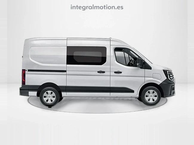 Nissan Interstar