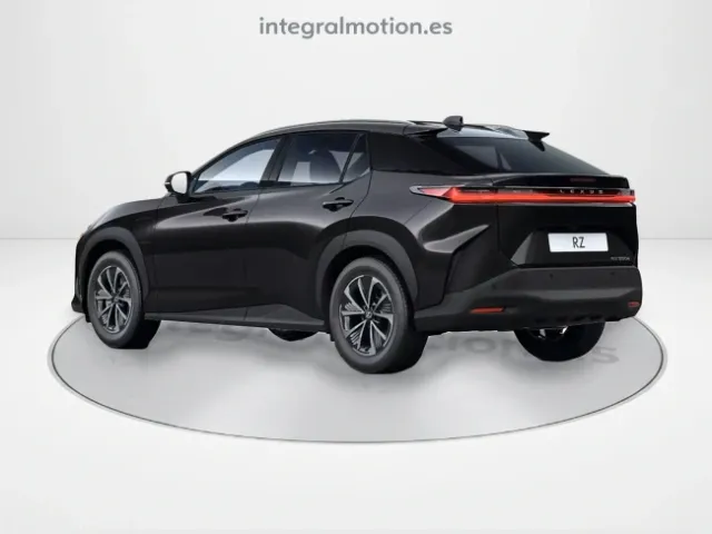 Lexus RZ
