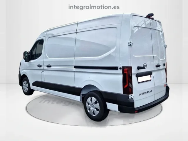 Nissan Interstar